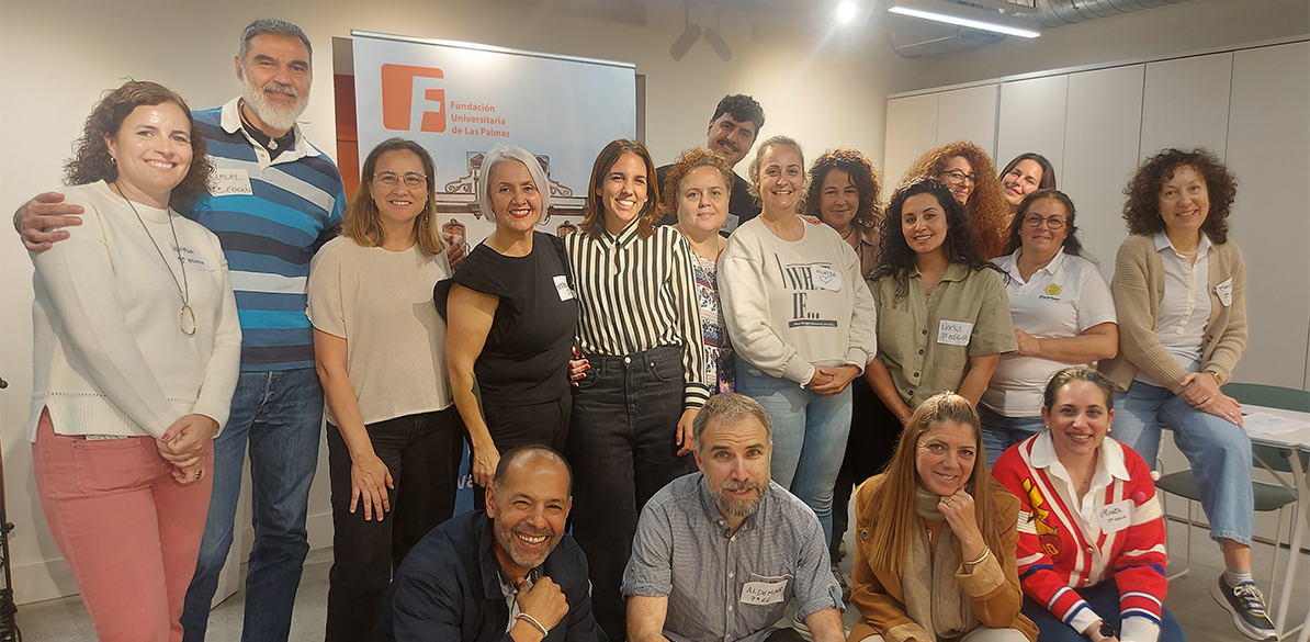 Encuentro Alumni del Programa Emplea +35: cultura, historia y conexión en Vegueta
