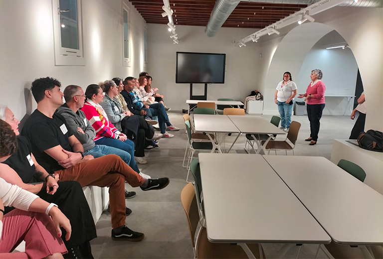 Encuentro Alumni del Programa Emplea +35: cultura, historia y conexión en Vegueta