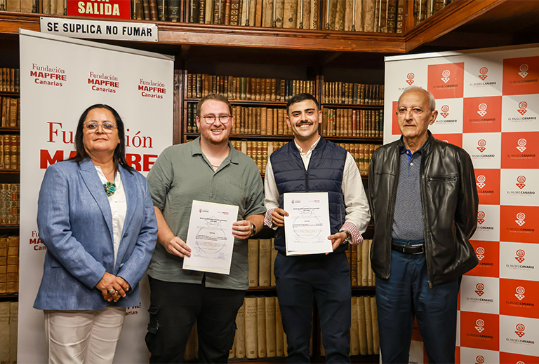 El Museo Canario y la Fundación MAPFRE Canarias entregan las Becas de Investigación Chil y Naranjo 2025