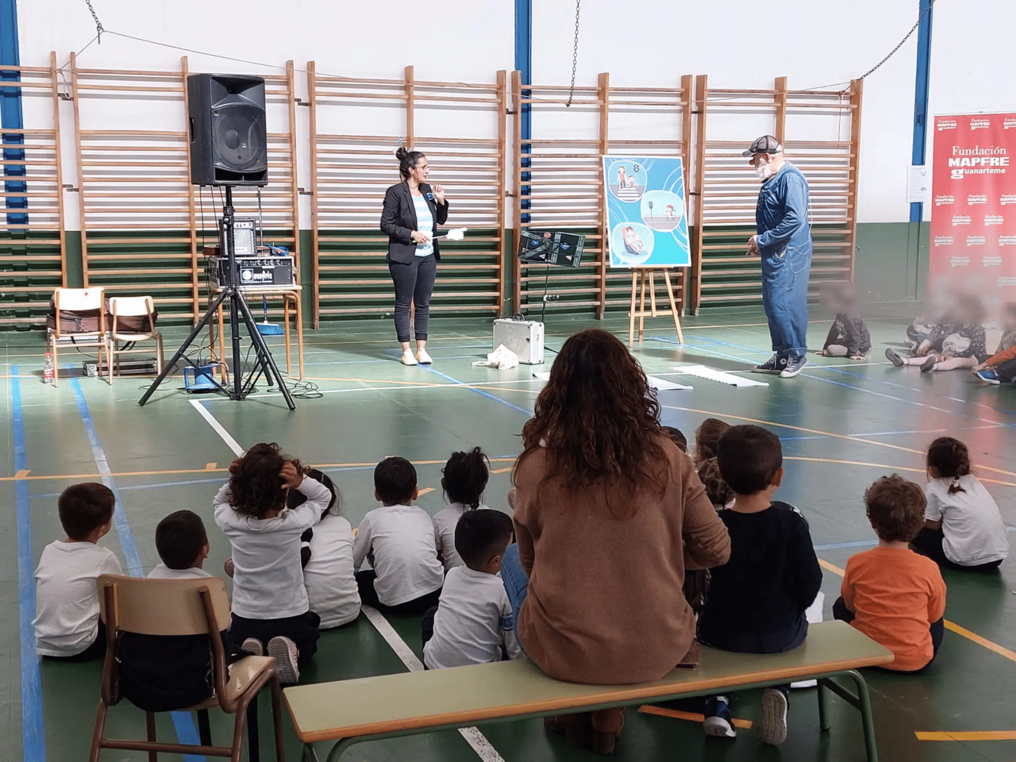 Imagen del taller realizado en las instalaciones del CEIP La Lomada en San Sebastián de La Gomera.