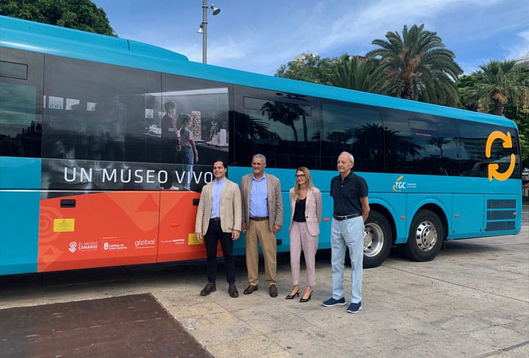 Comienza a circular «Un Museo Vivo», la exposición itinerante con la que la historia de Gran Canaria recorrerá la isla